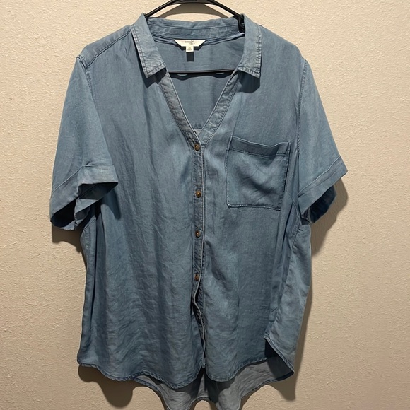 Terra & Sky Tops - Terra & Sky Jean shirt ( light material)